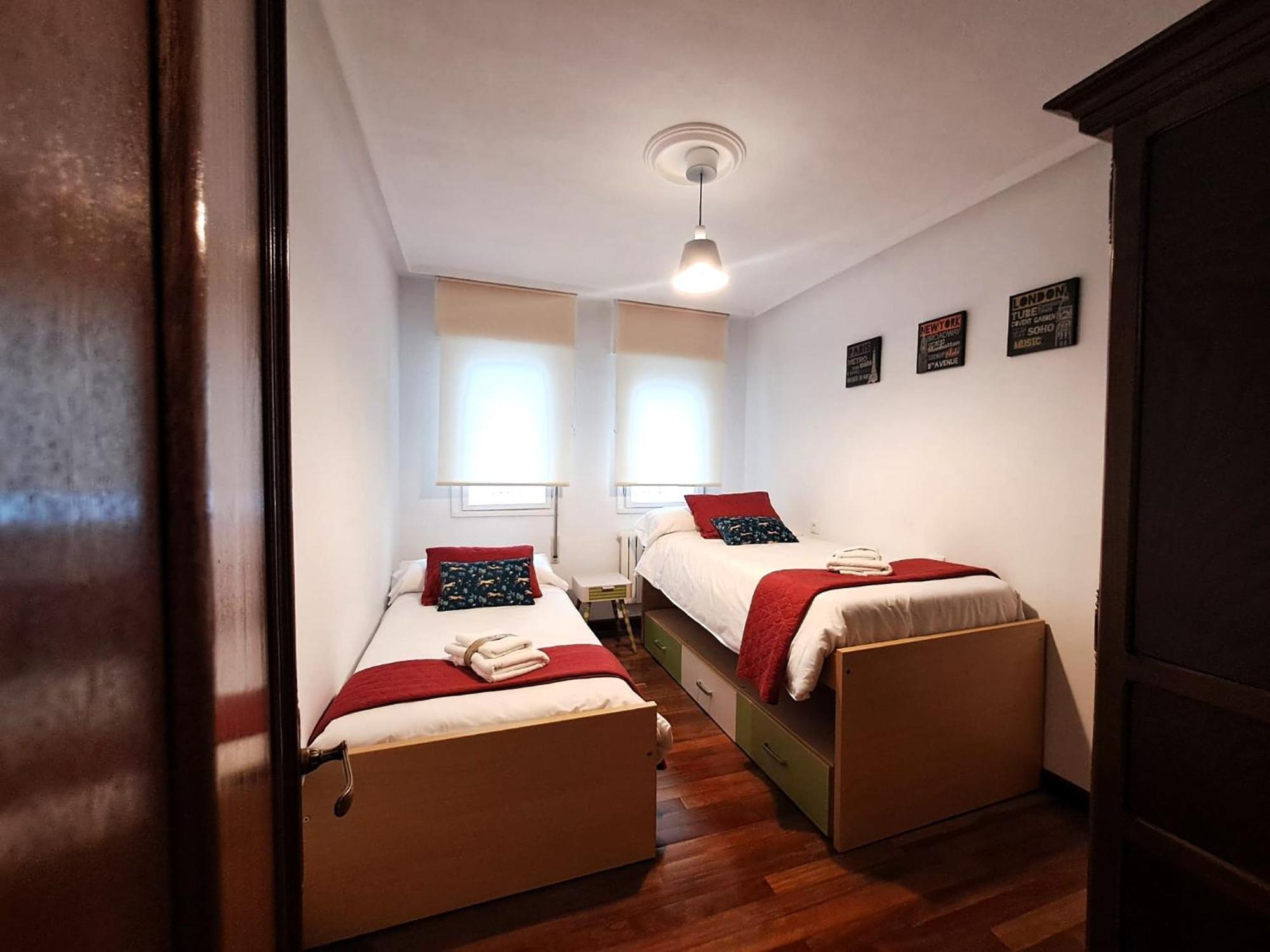 Amplio, Centro, Zona Begona Y Al Lado De La Playa Apartment Gijon Bagian luar foto